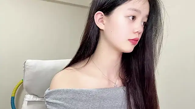 Nicole-13 online show from June 2026 12:43:01 PM