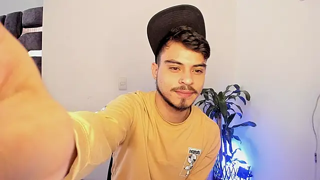 Bastian MCcormick online show from April 2026 12:22:02 PM