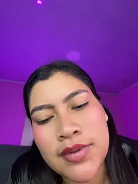 LunaaRosse online show from July 2026 02:47:01 AM