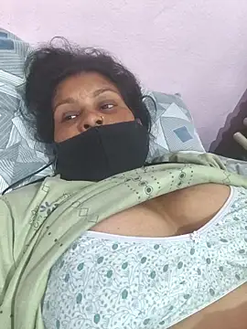 Love-pari077 online show from March 2026 01:01:01 AM