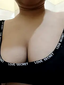 Pihu Love09 online show from February 2026 05:48:02 AM