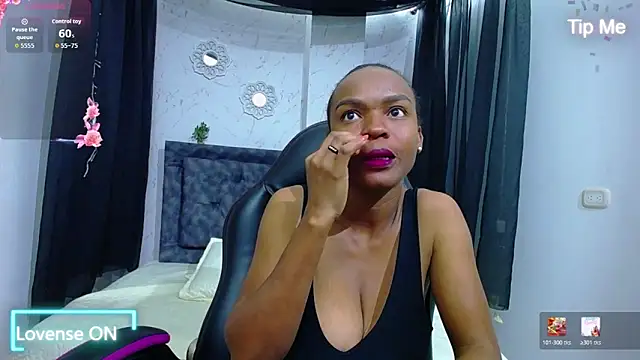 mia  thomson  online show from March 2026 02:05:02 AM