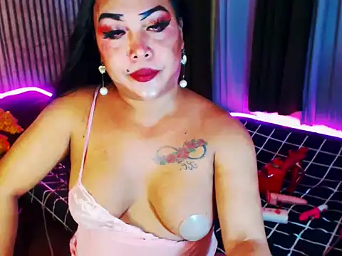 Snapshot of CumFactoryLuna chatting on June 2026 12:08:01 PM CumFactoryLuna online show from June 2026 12:08:01 PM