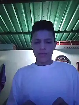 Snapshot of elinnki chatting on December 2025 05:31:02 PM elinnki online show from December 2025 05:31:02 PM