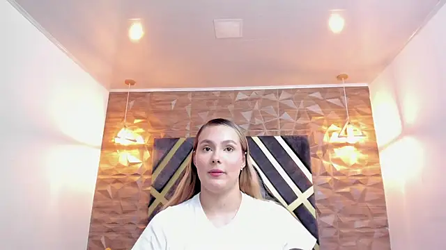 Emmaa white  online show from March 2026 05:12:02 PM