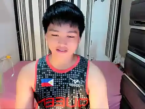Mister officer69 online show from April 2026 10:18:01 PM