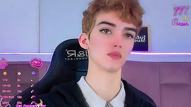 Baby FenixTS online show from March 2026 11:40:01 PM