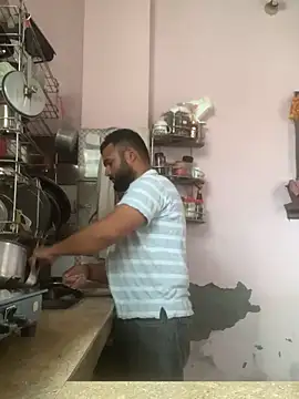 amitsharma7868 online show from April 2026 08:47:01 AM