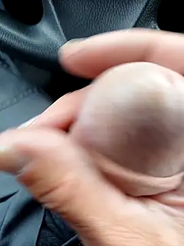 Snapshot of Micki2 chatting on September 2025 01:05:02 PM Micki2 online show from September 2025 01:05:02 PM