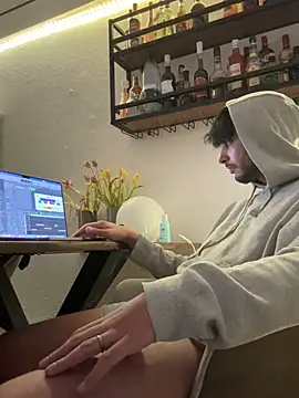 Gipsyboysteve online show from April 2026 06:41:01 PM