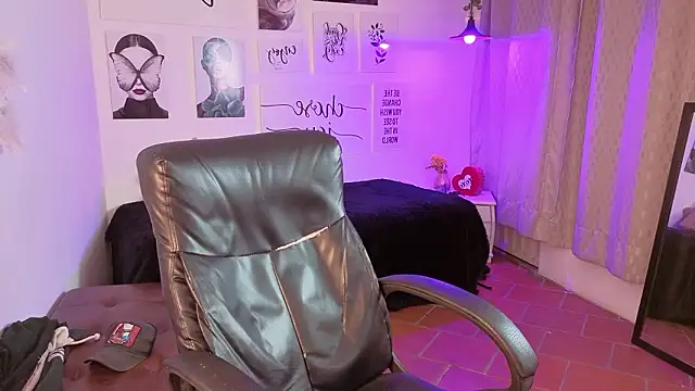 davoxer online show from February 2026 03:49:01 AM