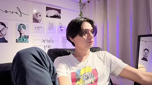 davoxer online show from February 2026 03:27:01 AM