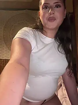 laylabliss online show from April 2026 10:45:02 PM