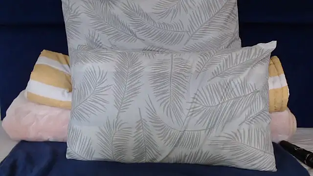 Diva-Lolah online show from October 2025 07:34:02 AM