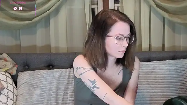 kohlbird online show from November 2025 12:32:01 AM