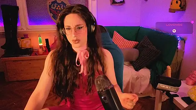 Zesty Peach online show from June 2026 03:38:02 AM