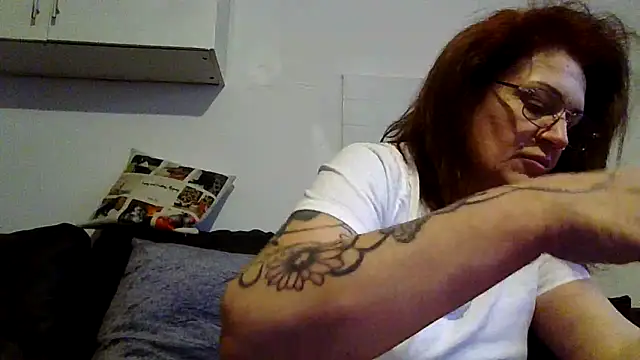 RubyyRosee online show from April 2026 05:55:02 AM