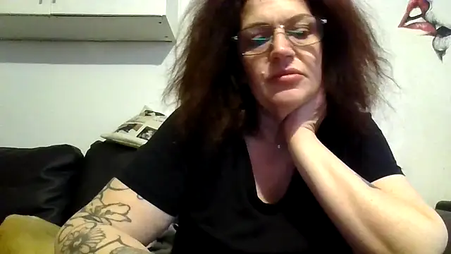 Snapshot of RubyyRosee chatting on April 2026 05:32:01 AM RubyyRosee online show from April 2026 05:32:01 AM