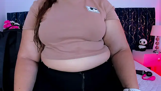 Snapshot of katte_landerr chatting on July 2026 12:08:02 PM katte landerr online show from July 2026 12:08:02 PM