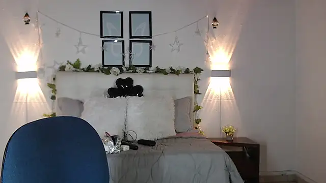 Megan 05  online show from March 2026 06:55:02 PM