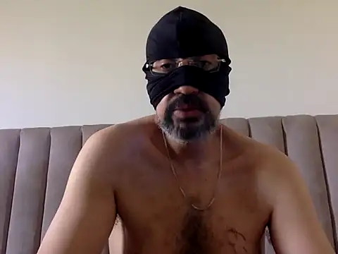 Snapshot of CaiBull chatting on May 2026 07:28:02 AM CaiBull online show from May 2026 07:28:02 AM