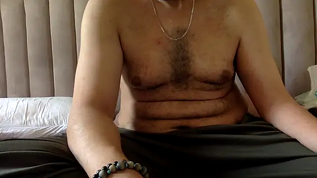 Snapshot of CaiBull chatting on June 2026 01:32:02 PM CaiBull online show from June 2026 01:32:02 PM