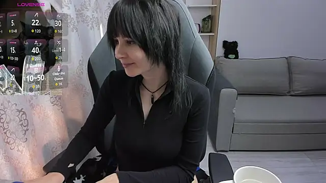 MistyDark online show from April 2026 10:31:01 AM