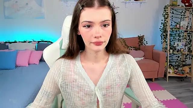 Zoe Vee online show from July 2026 03:20:02 AM