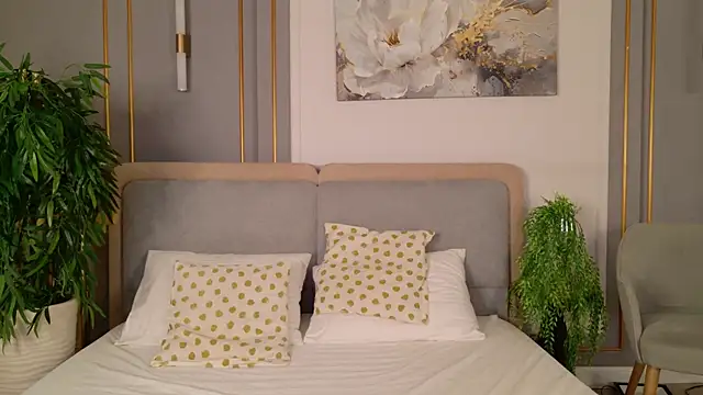 AdoraCortes online show from July 2026 05:11:01 AM