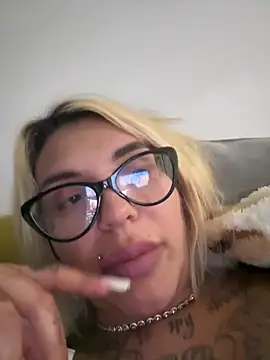 Princess-Jasmine07 online show from March 2026 04:44:01 PM