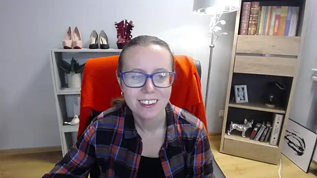 sweetxLizzy online show from November 2025 05:18:02 AM