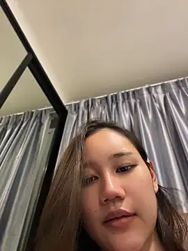 cherrycuteasian online show from May 2026 12:35:01 PM