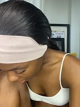 prettydollyy online show from March 2026 07:27:01 AM