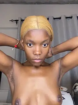 prettydollyy online show from March 2026 05:07:02 PM