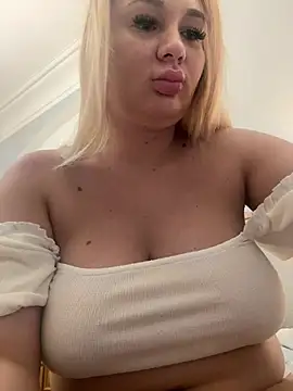 Snapshot of NellyExtraa chatting on July 2026 05:28:01 PM NellyExtraa online show from July 2026 05:28:01 PM