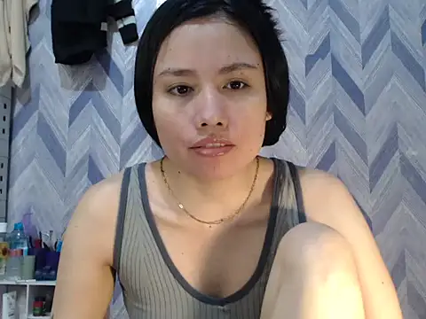 UrKitty lover18 online show from February 2026 07:11:01 PM