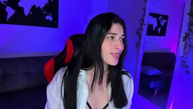 Snapshot of ZoeValencia1 chatting on October 2025 12:15:01 PM ZoeValencia1 online show from October 2025 12:15:01 PM