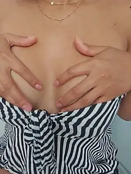 Miss Pompitas23 online show from July 2026 08:02:01 PM