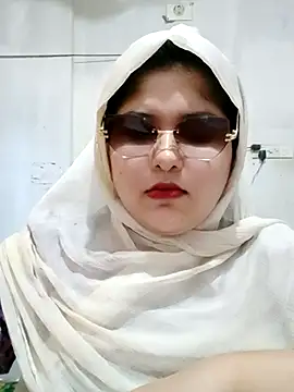 Snapshot of Nusrat-N chatting on July 2026 04:07:01 AM Nusrat-N online show from July 2026 04:07:01 AM