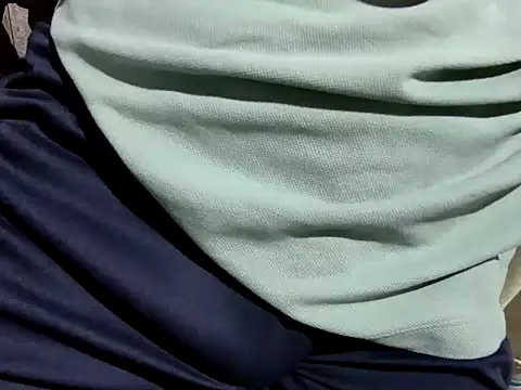 junior648xh online show from February 2026 10:24:02 PM