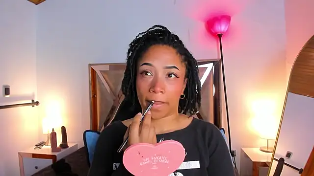 Snapshot of Katy_ortiiz chatting on February 2026 11:40:01 AM Katy ortiiz online show from February 2026 11:40:01 AM