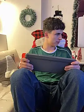 AdrianRinaldi online show from December 2025 08:15:02 PM