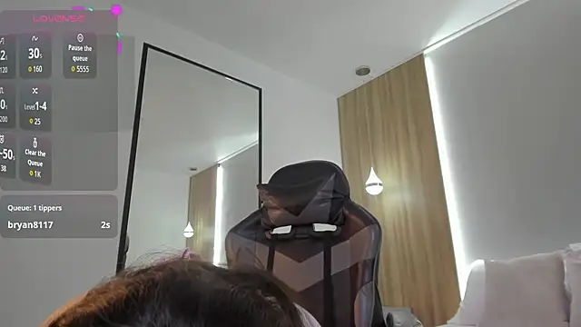 samantha 17  online show from March 2026 02:27:01 AM