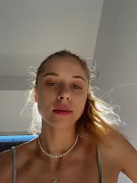 BabyAnais online show from June 2026 03:38:02 PM