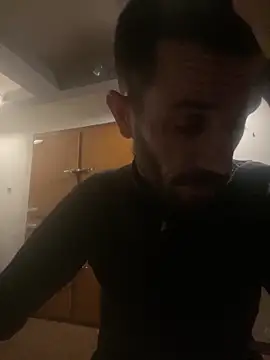 lolo7121 online show from April 2026 11:57:02 PM