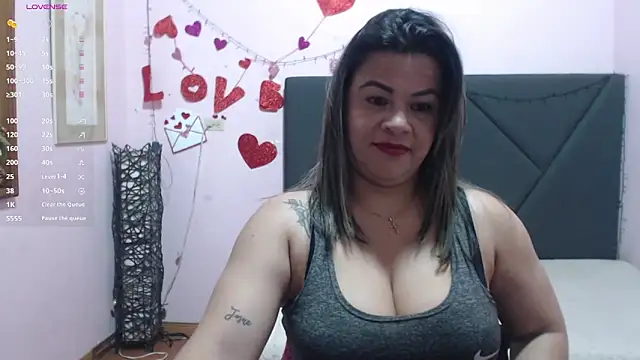 pamela echeverria online show from March 2026 11:21:02 AM