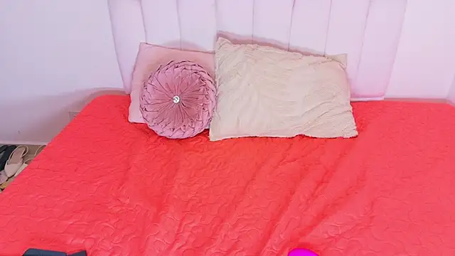 Sofia Stanley online show from June 2026 12:32:02 AM