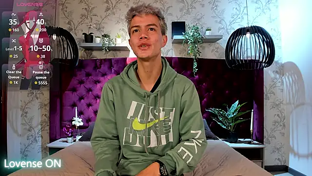 nicktorn online show from December 2025 12:13:02 PM