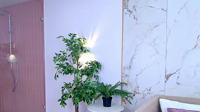 SweetyLicky online show from March 2026 04:19:01 PM