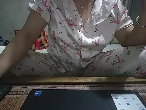 Snapshot of Xue_weng chatting on June 2026 02:59:01 AM Xue weng online show from June 2026 02:59:01 AM